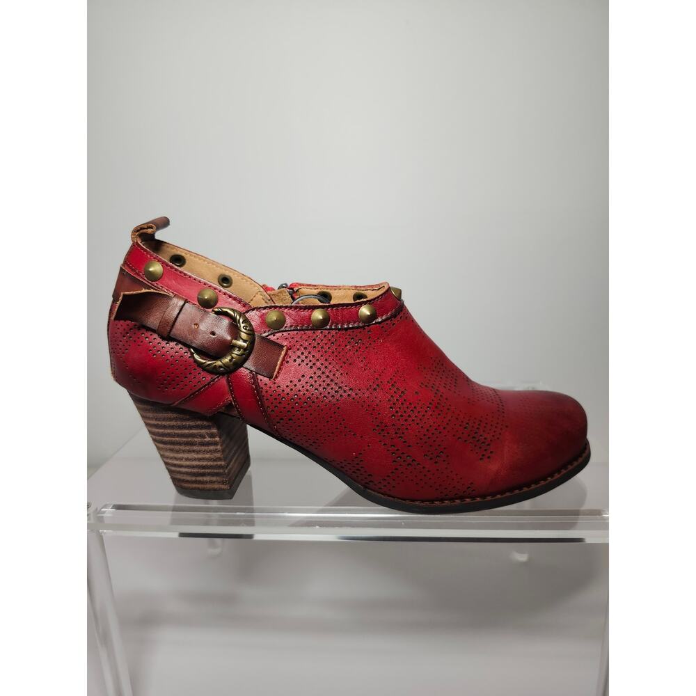 L'Artiste Womens Perforated Shooties Ankle Booties Crimson Red Leather Size 7.5 - Picture 3 of 16